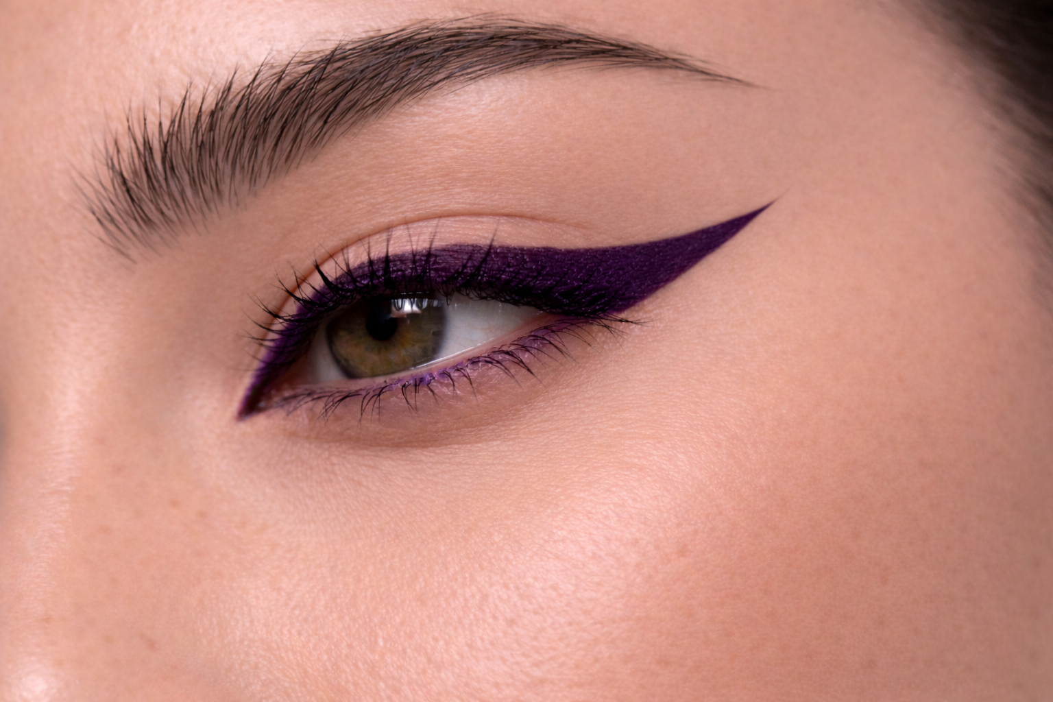 shade:Dyp Lilla | type:eye